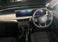 2025 Mahindra XUV700 2.0T AX5