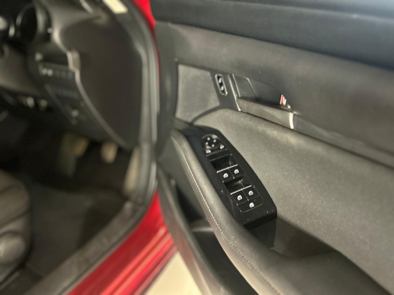 2021 Mazda Mazda3 Sedan 1.5 Active