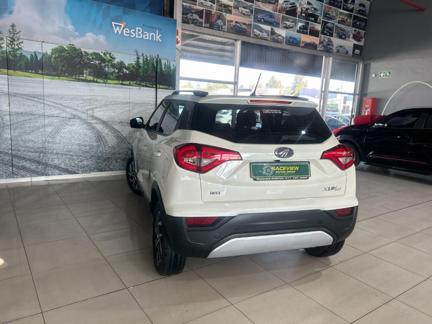 2023 Mahindra XUV300 1.5TD W8
