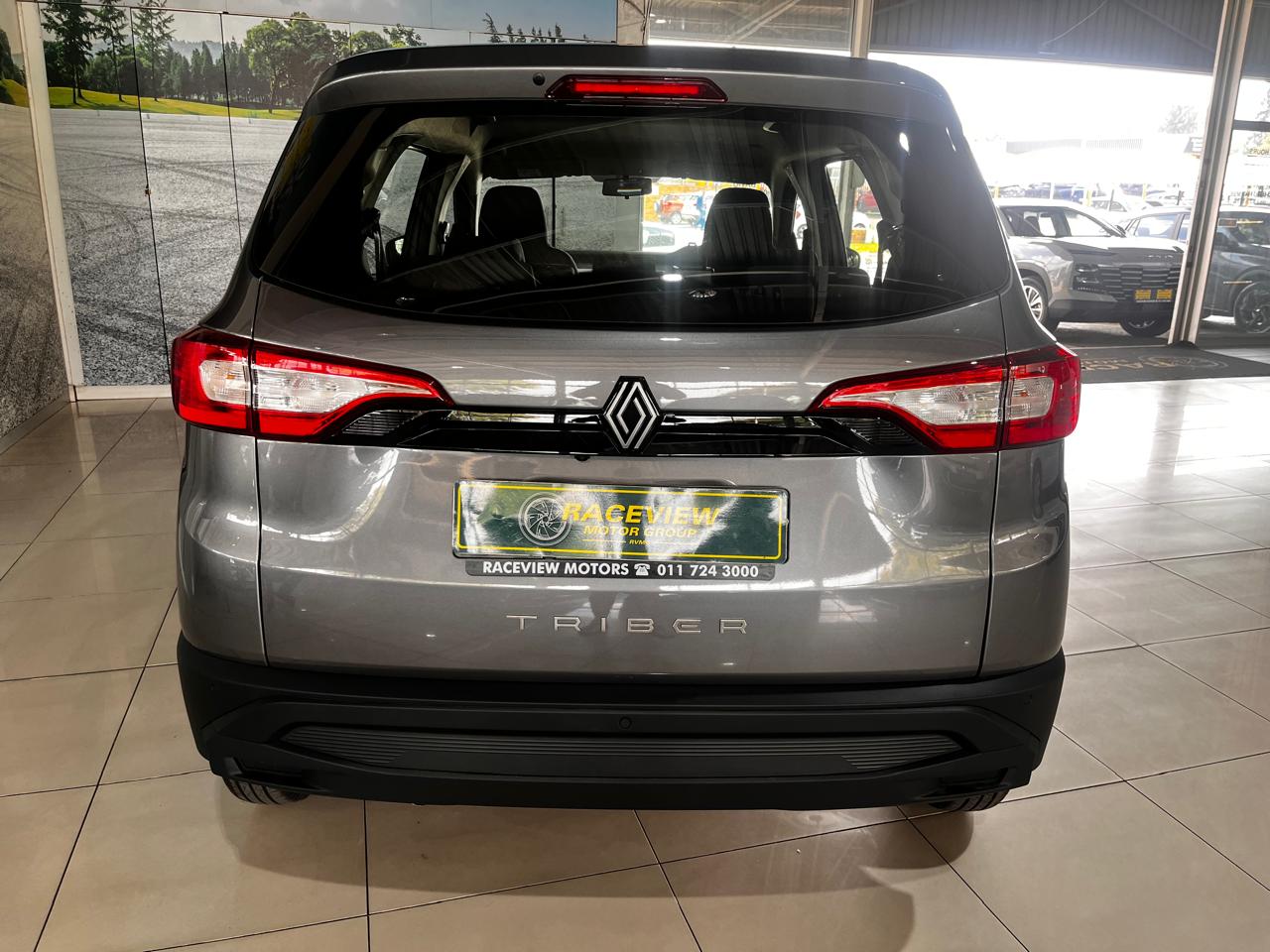 2026 Renault Triber 1.0 Evolution