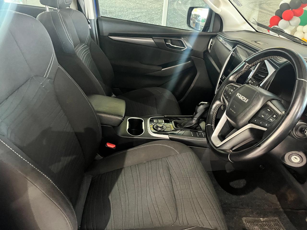 2023 Isuzu mu-X 3.0TD LS 4x4