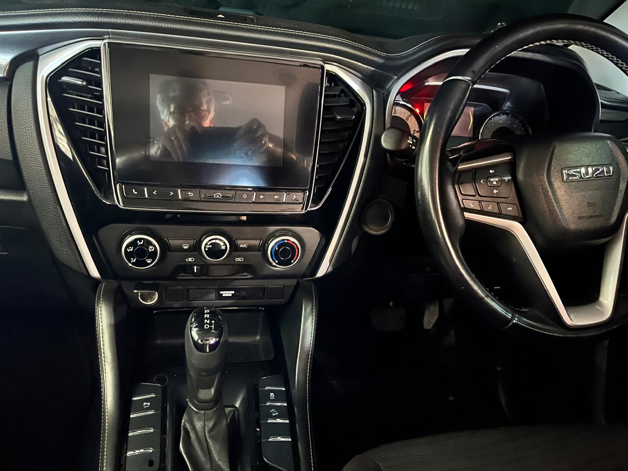 2023 Isuzu mu-X 3.0TD LS 4x4