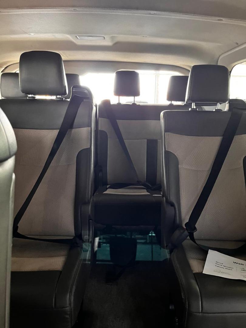 2023 Toyota Quantum 2.8 LWB Bus 11-Seater GL