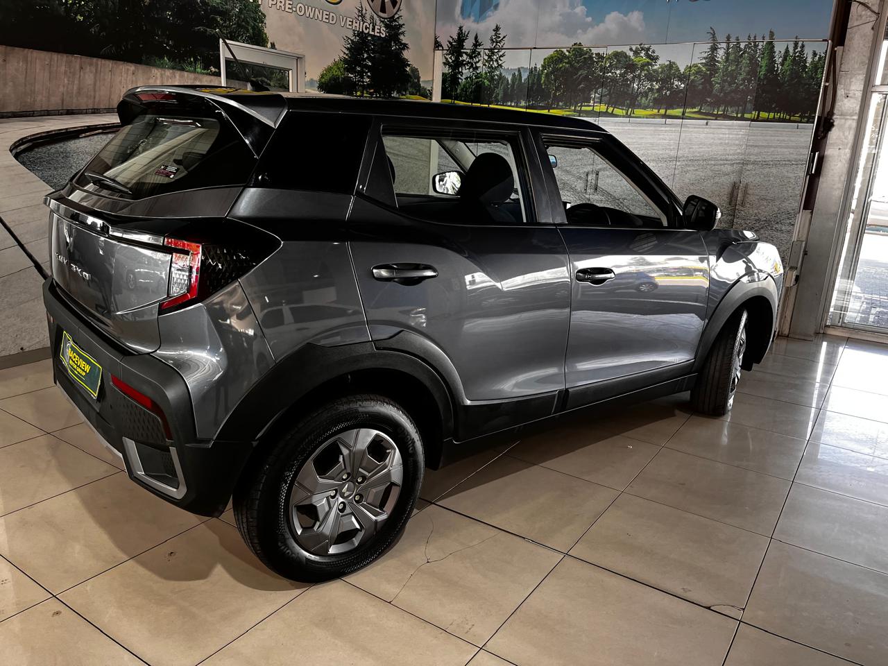 2025 Mahindra XUV 3XO 1.2T MX2 Manual
