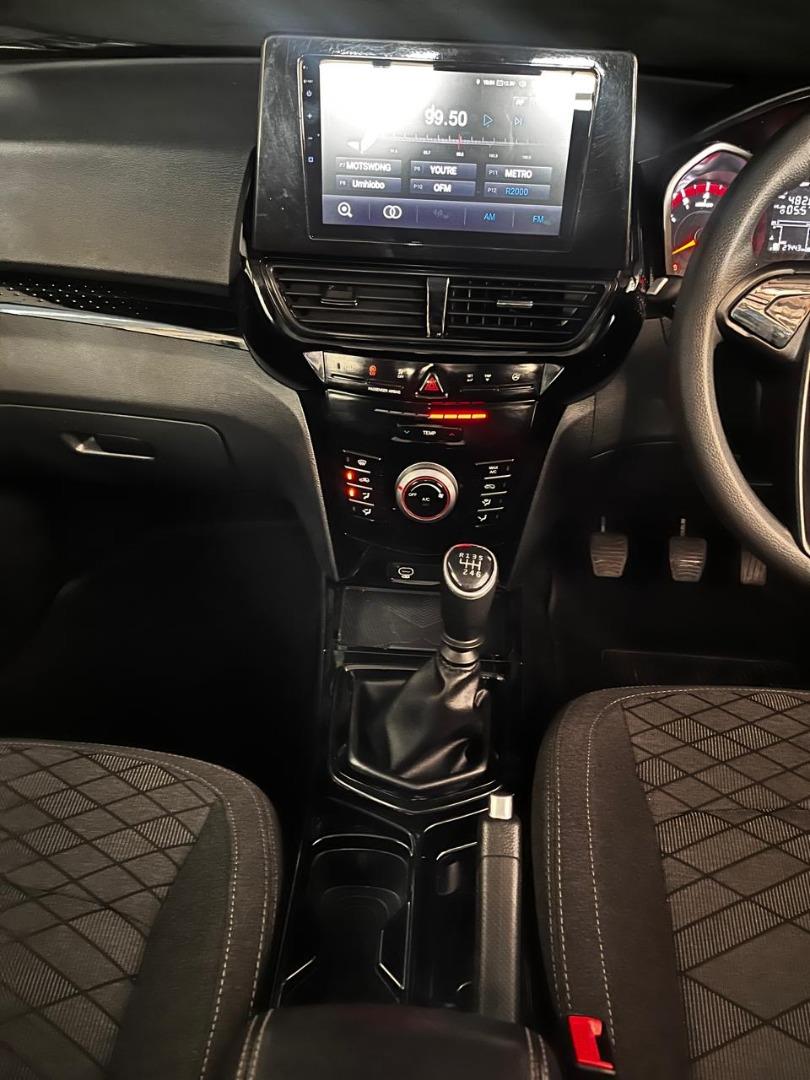 2025 Mahindra XUV 3XO 1.2T MX2 Manual