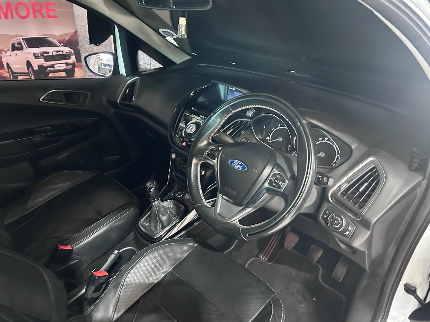 2016 Ford B-Max 1.0T Titanium