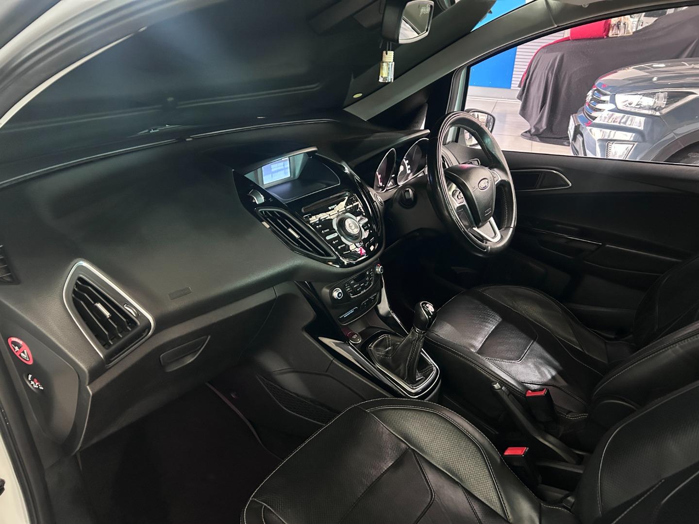 2016 Ford B-Max 1.0T Titanium