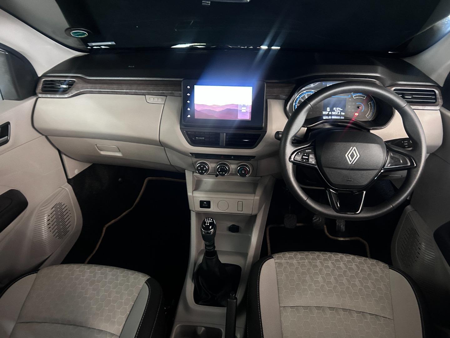 2026 Renault Triber 1.0 Techno