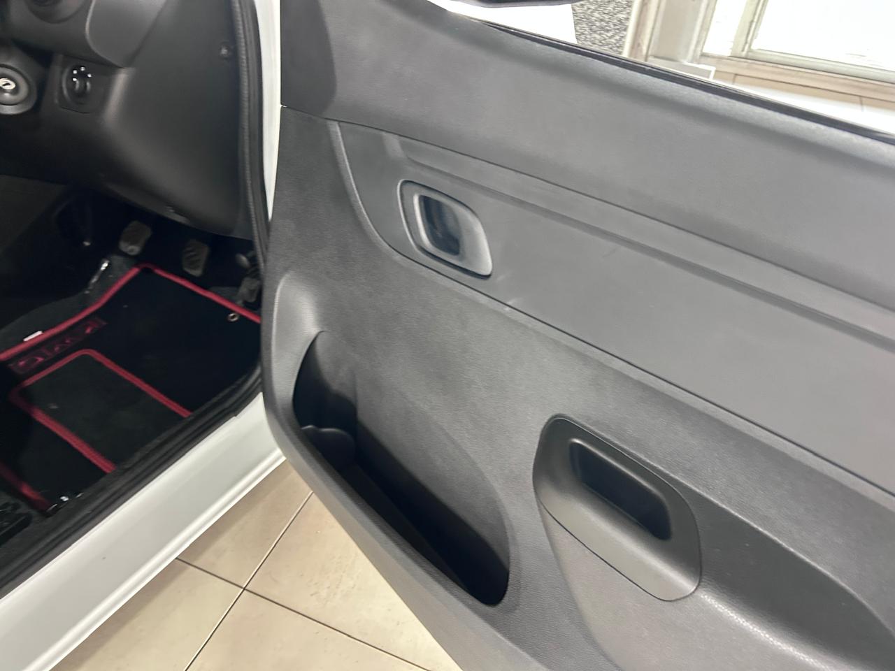 2026 Renault Kwid 1.0 Techno Manual