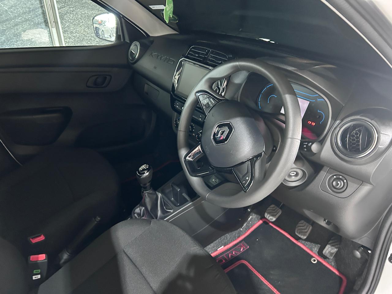 2026 Renault Kwid 1.0 Techno Manual