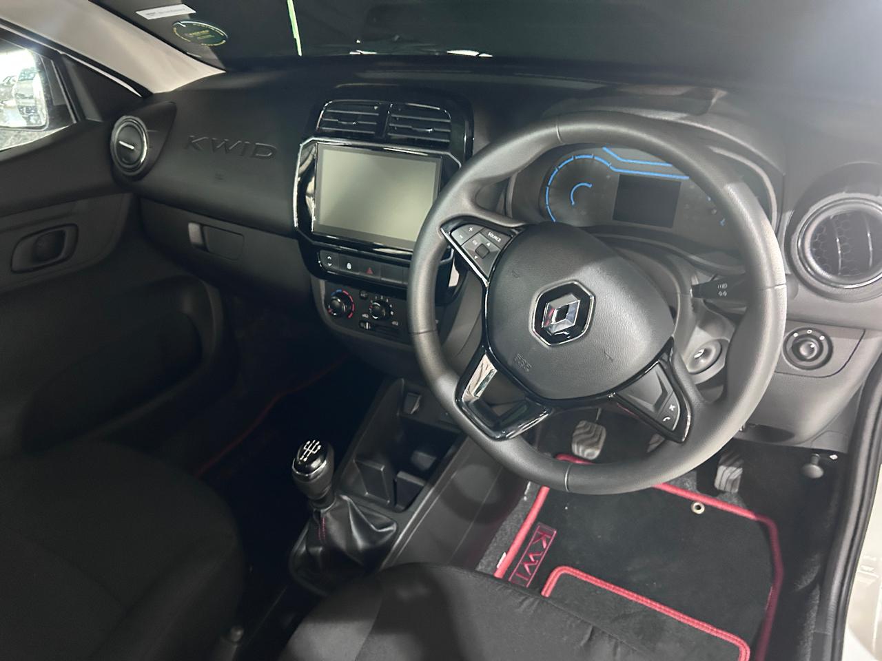 2026 Renault Kwid 1.0 Techno Manual