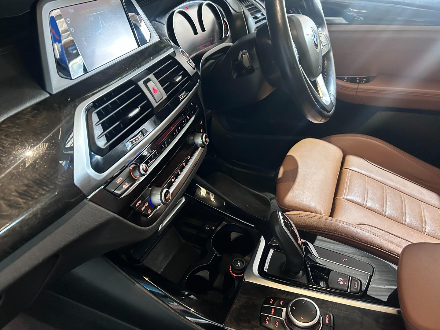 2019 BMW X3 xDrive20i Luxury Line