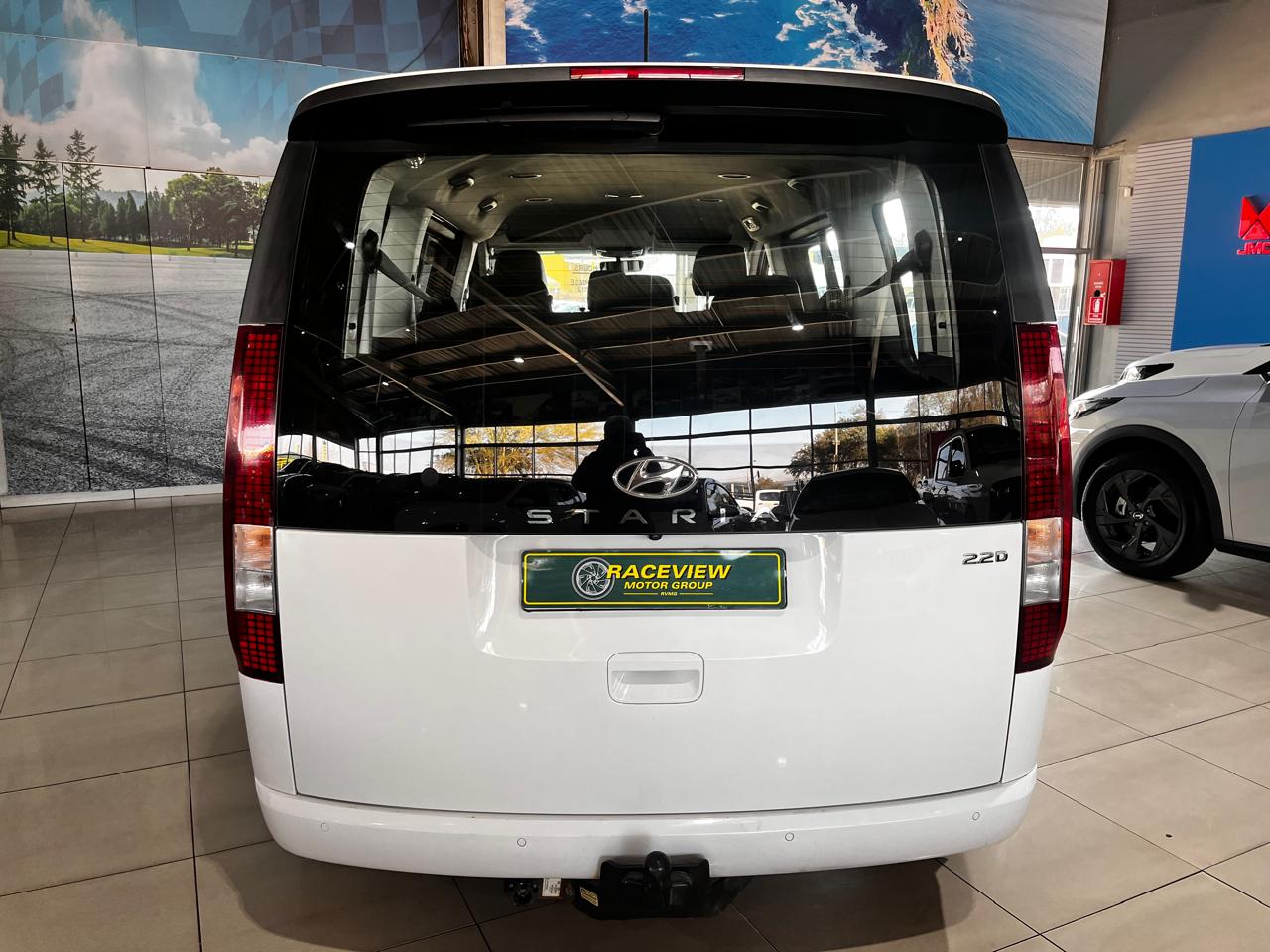 2023 Hyundai Staria 2.2D Executive 9-seater