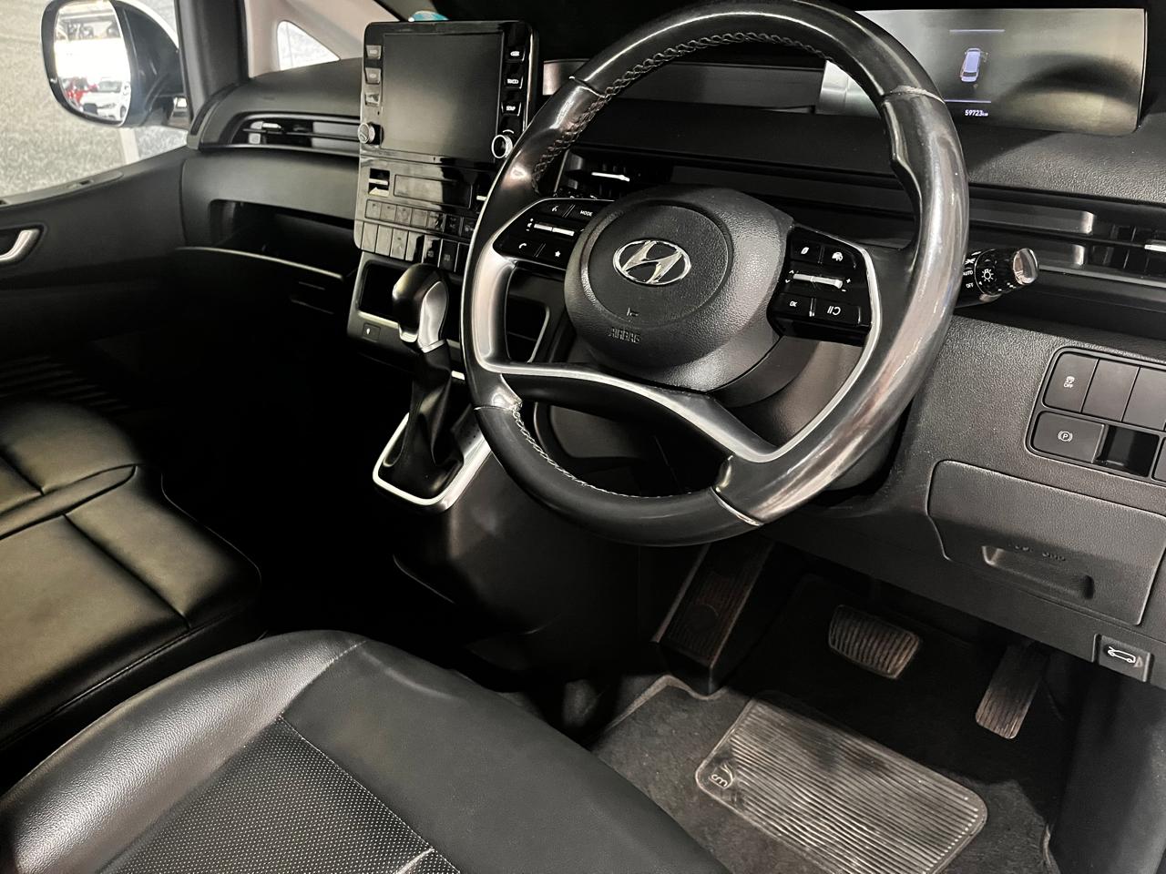 2023 Hyundai Staria 2.2D Executive 9-seater