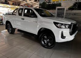 2022 Toyota Hilux 2.4GD-6 Xtra Cab Raider