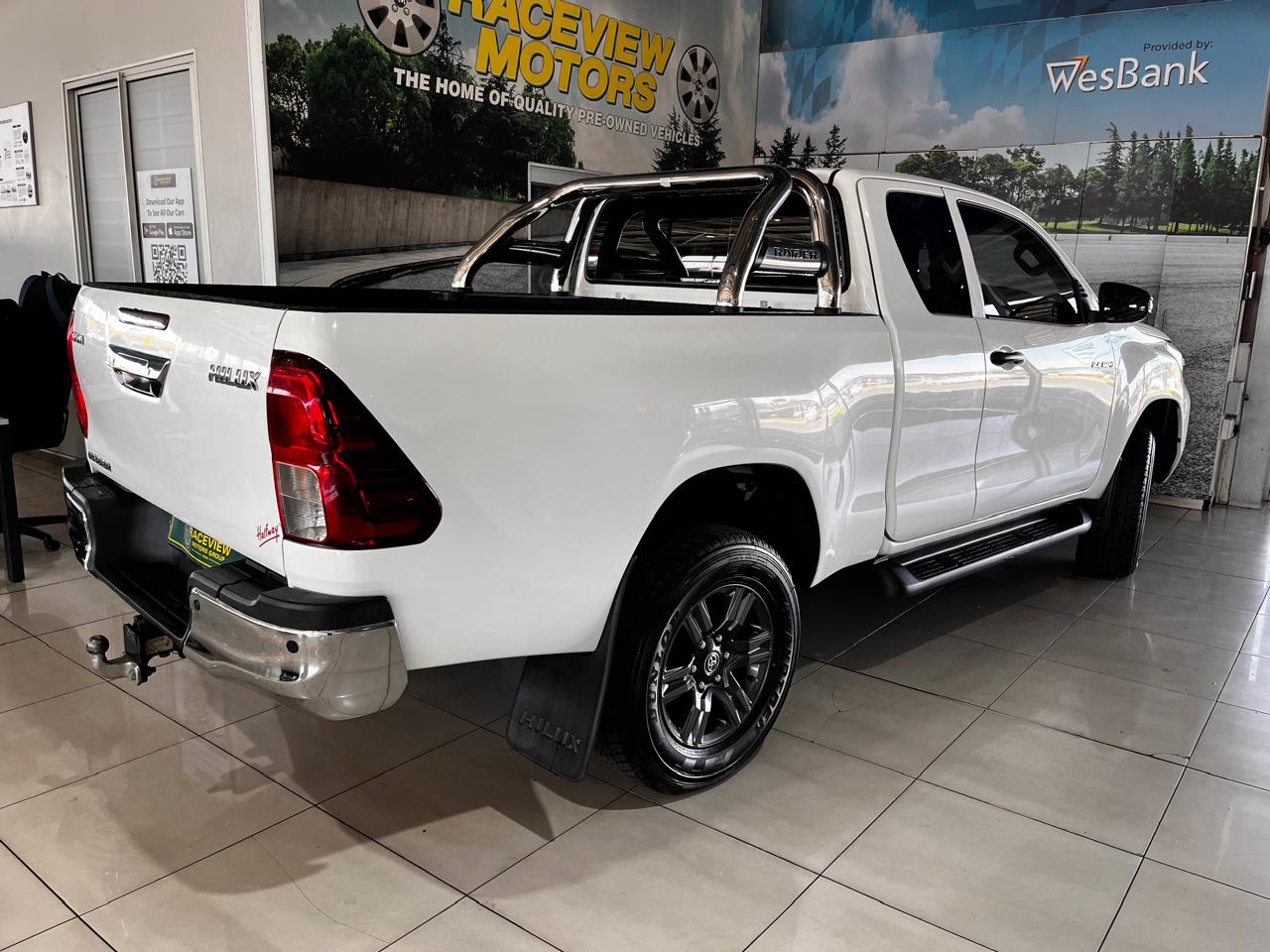 2022 Toyota Hilux 2.4GD-6 Xtra Cab Raider
