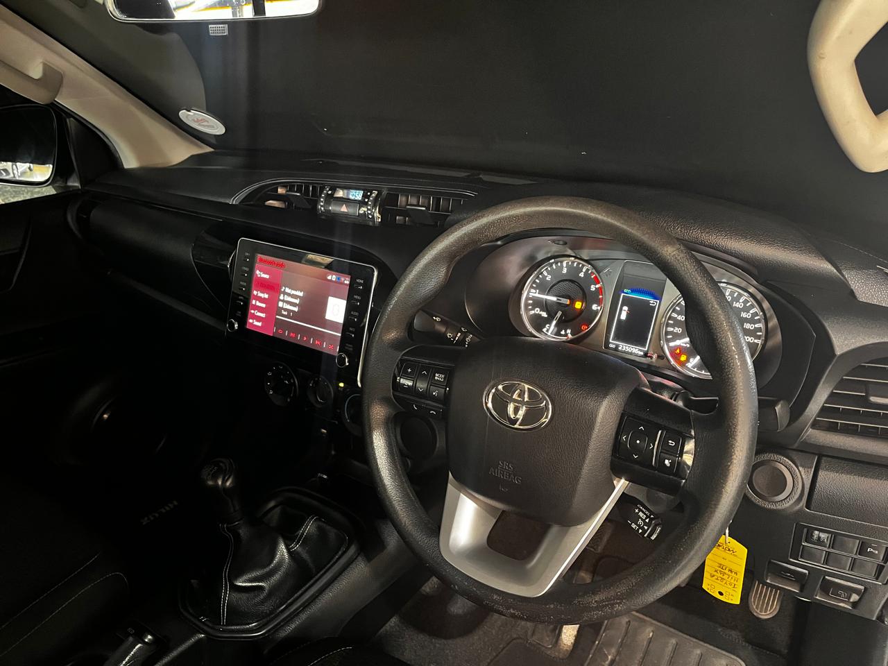 2022 Toyota Hilux 2.4GD-6 Xtra Cab Raider