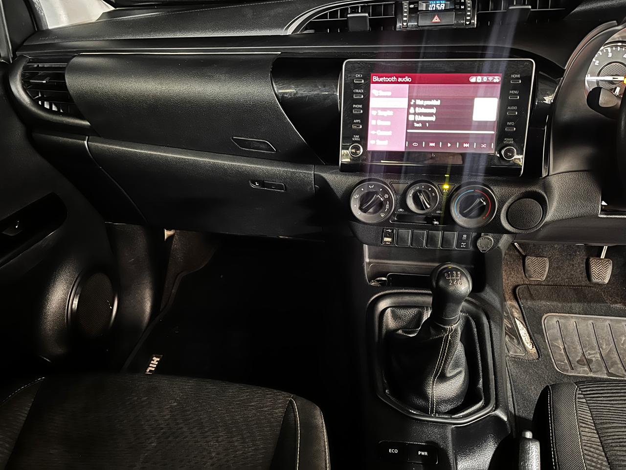 2022 Toyota Hilux 2.4GD-6 Xtra Cab Raider