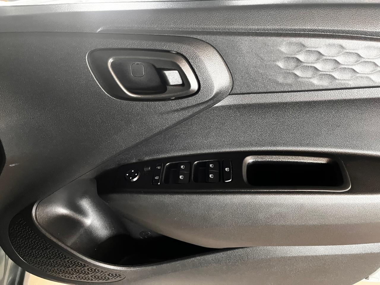 2024 Hyundai Grand i10 1.0 Motion Hatch Manual