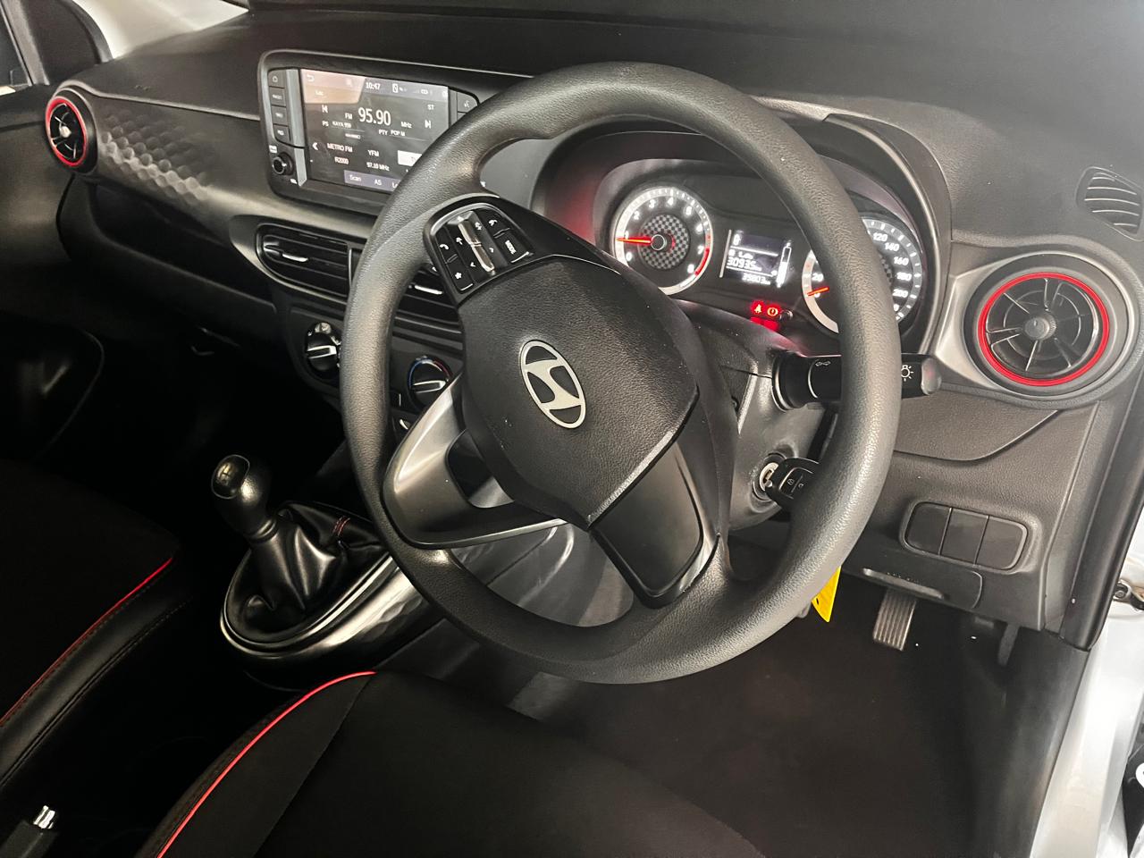 2024 Hyundai Grand i10 1.0 Motion Hatch Manual