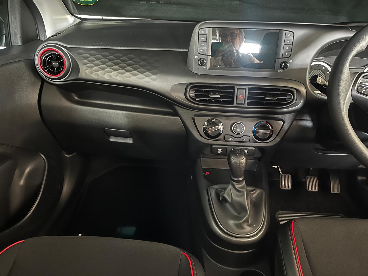 2024 Hyundai Grand i10 1.0 Motion Hatch Manual