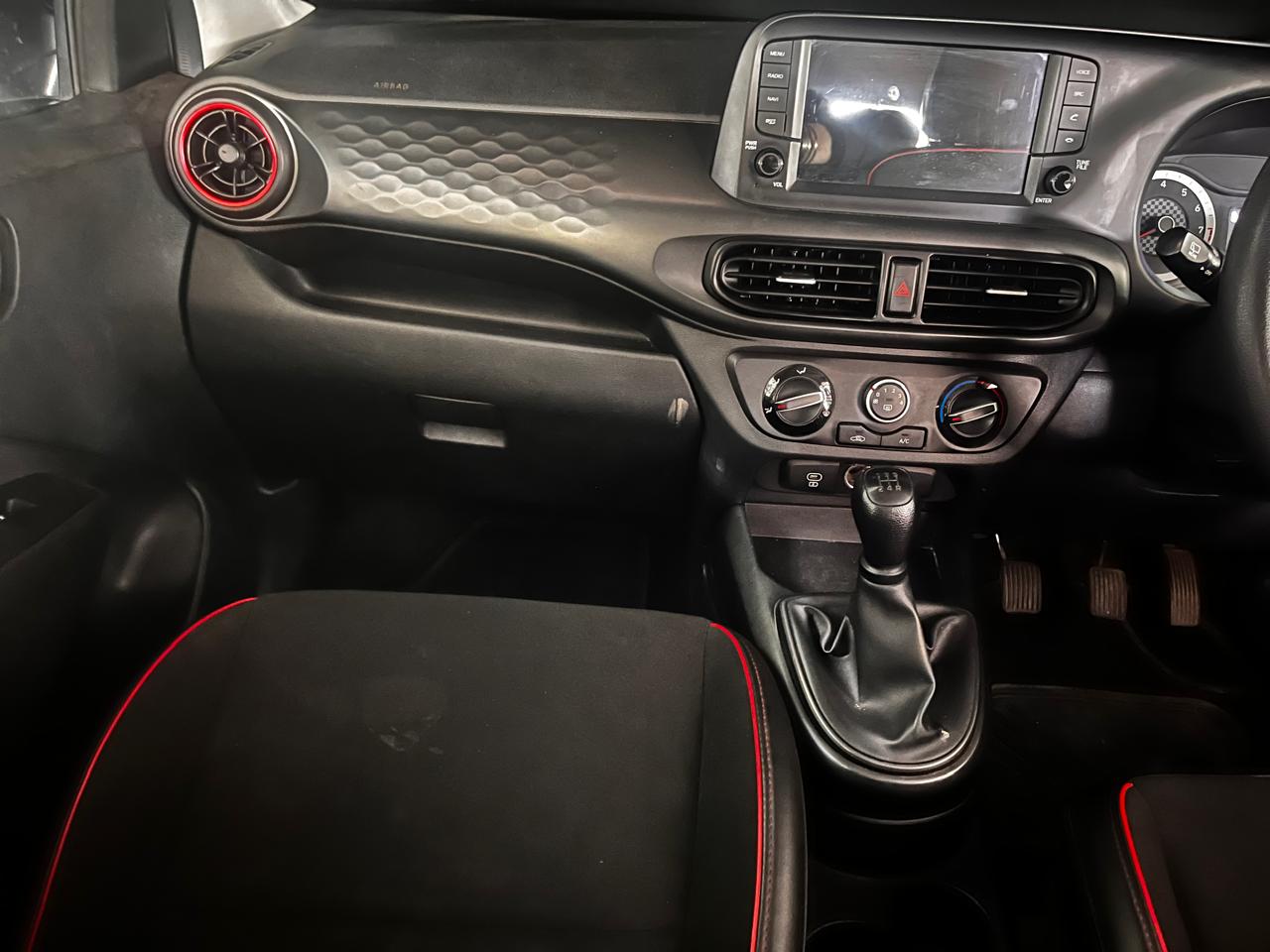 2024 Hyundai Grand i10 1.0 Motion Hatch Manual