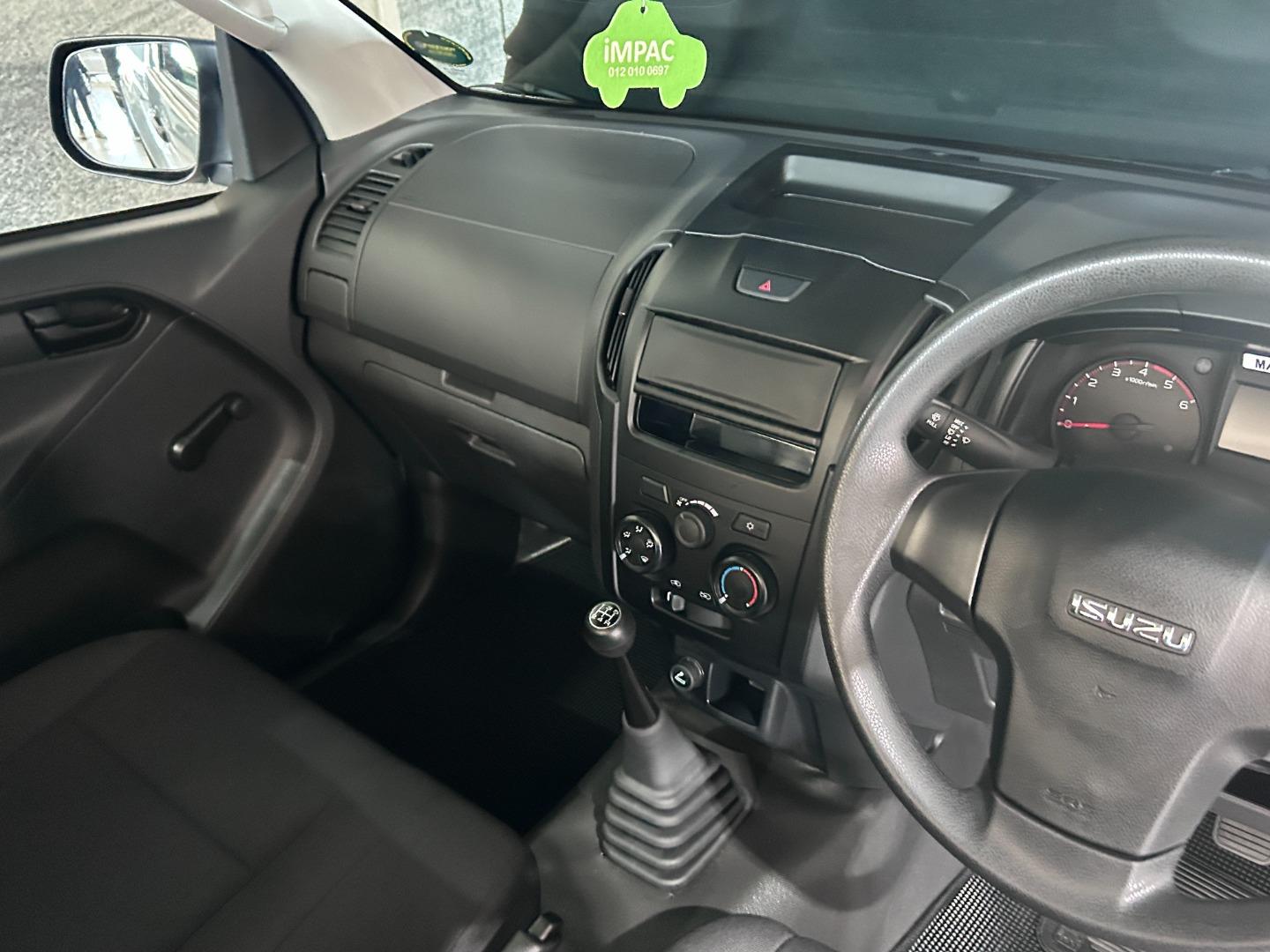 2026 Isuzu D-Max 250C Fleetside S/C P/U