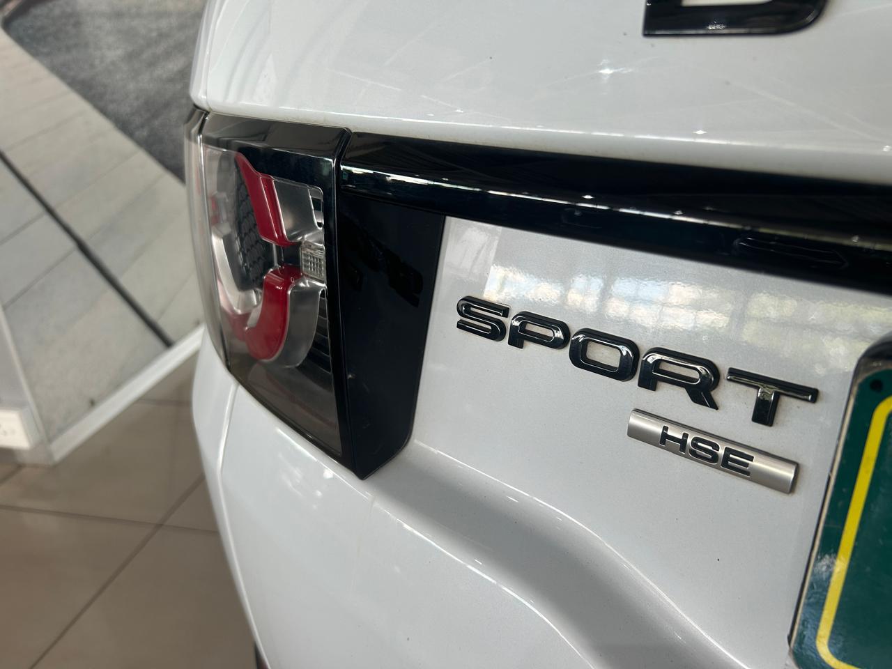 2018 Land Rover Discovery Sport HSE Luxury Si4