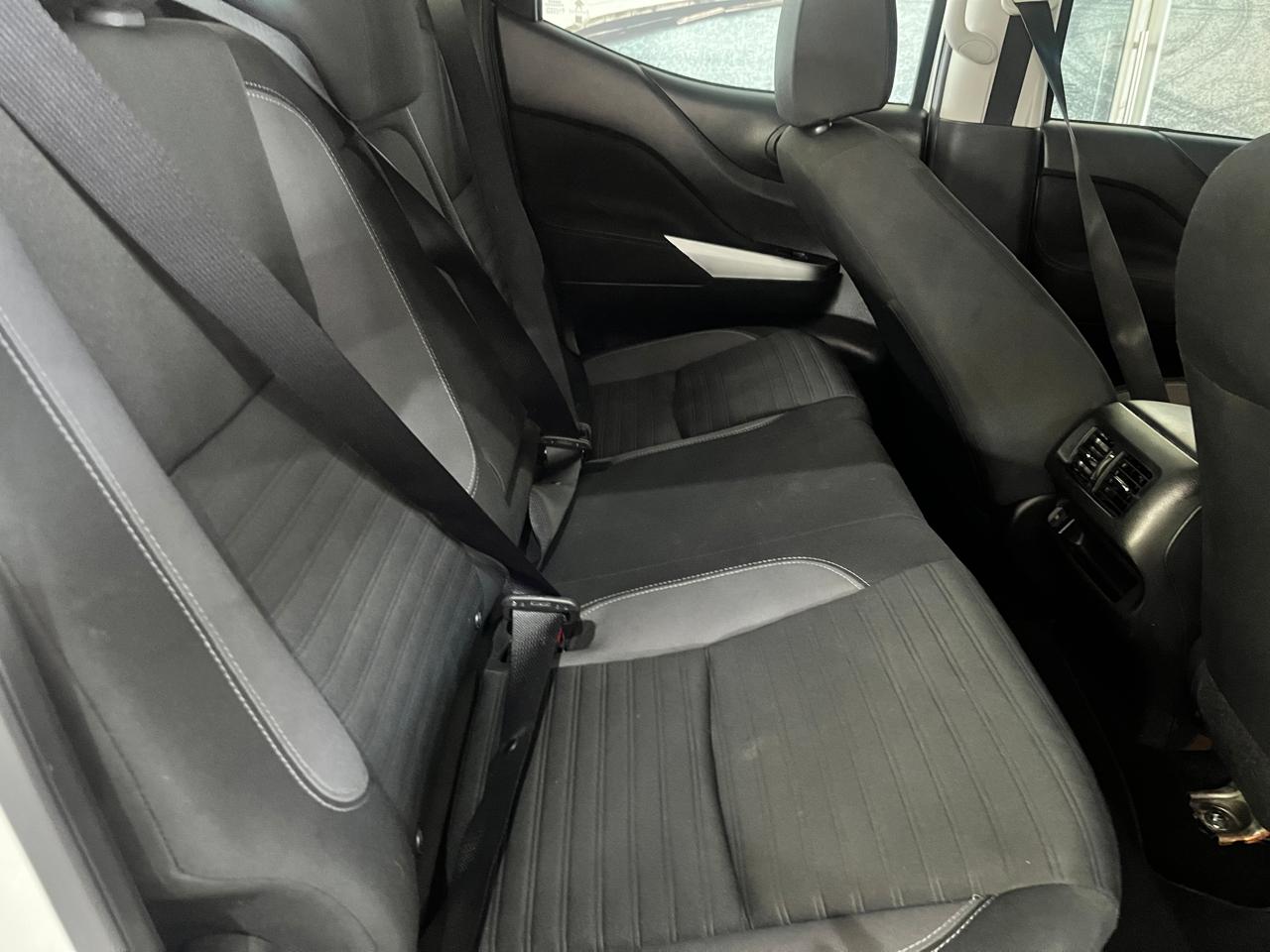 2022 Nissan Navara 2.5DDTi Double Cab SE Plus Auto