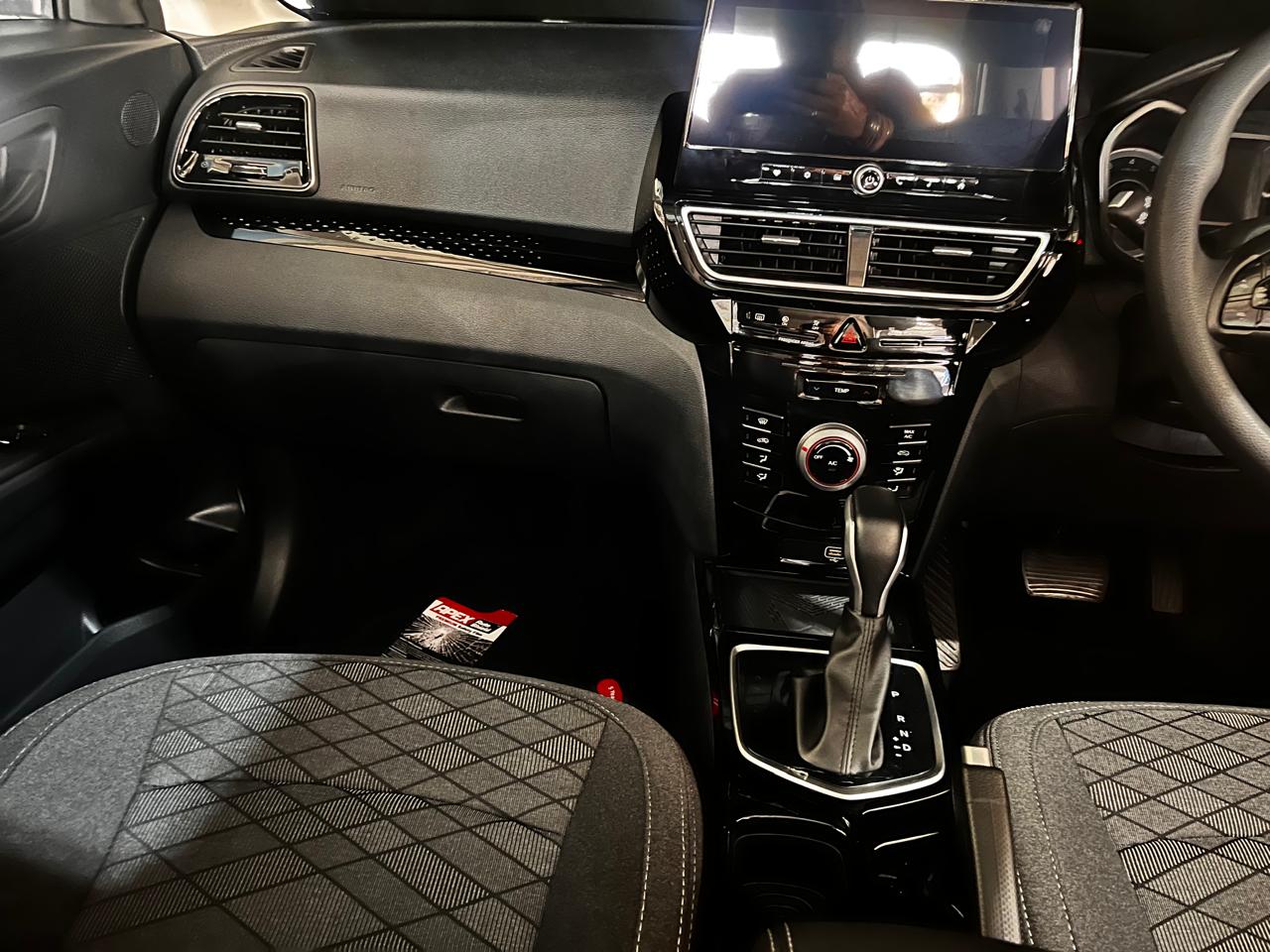 2026 Mahindra XUV 3XO 1.2T MX3 Auto
