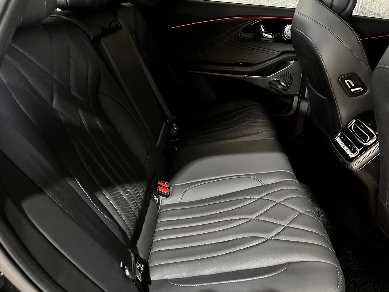 2026 Omoda C9 Inspire 2WD