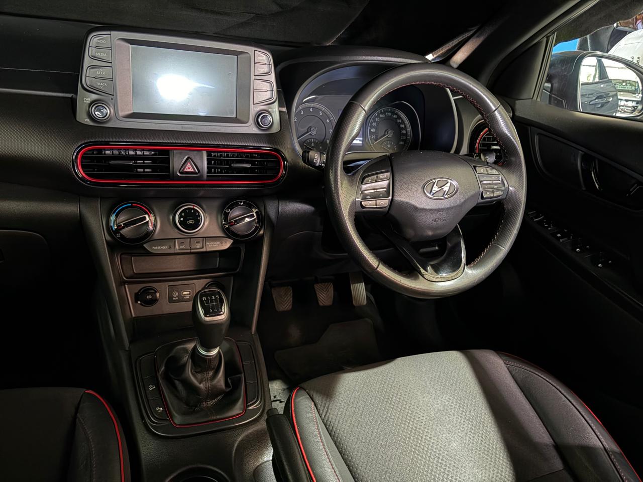 2020 Hyundai Kona 1.0T Executive