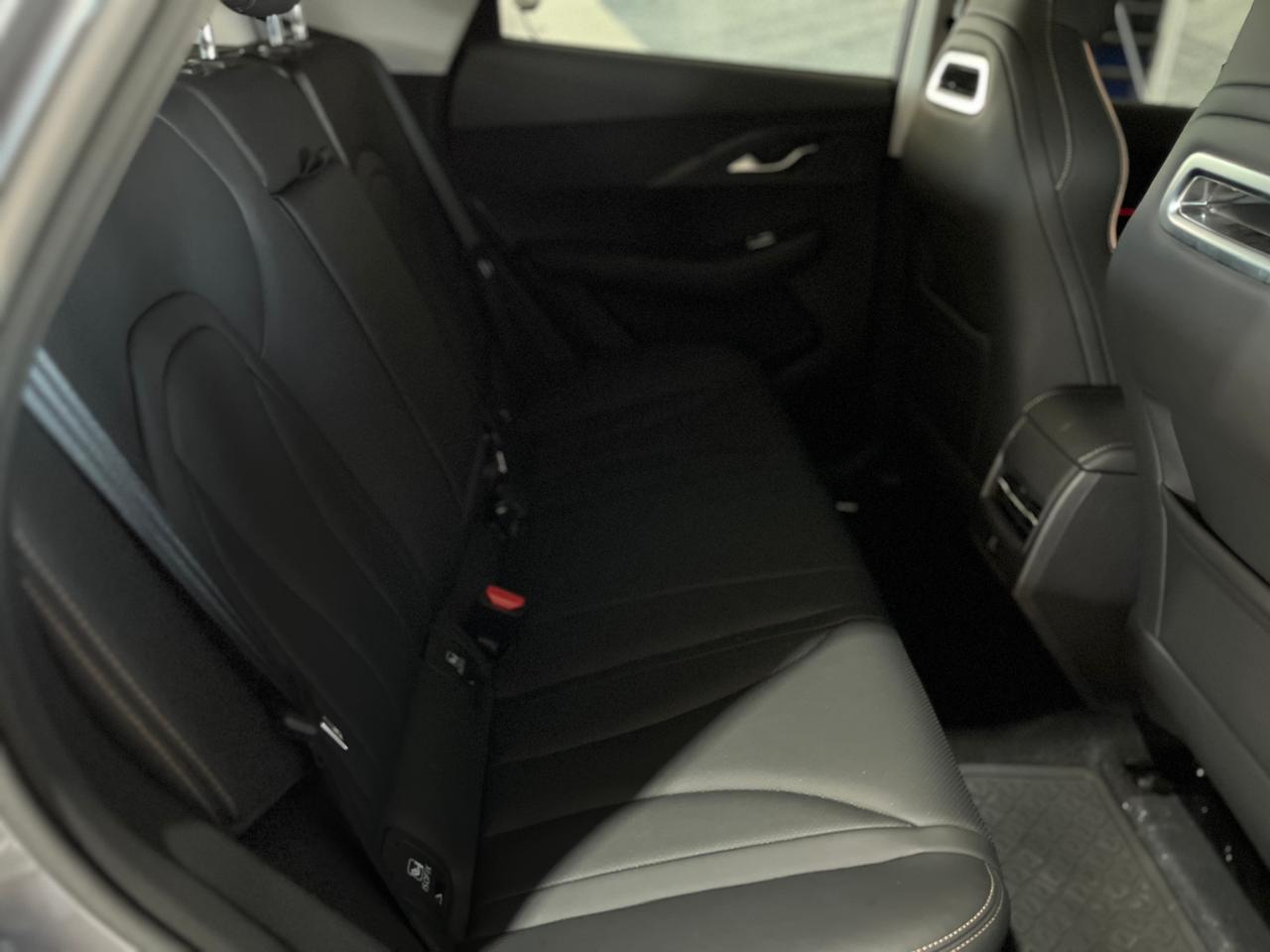 2026 Omoda C5 1.5T 230T Lux X