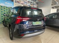 2025 Mahindra XUV700 2.0T AX5