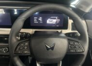 2025 Mahindra XUV700 2.0T AX5