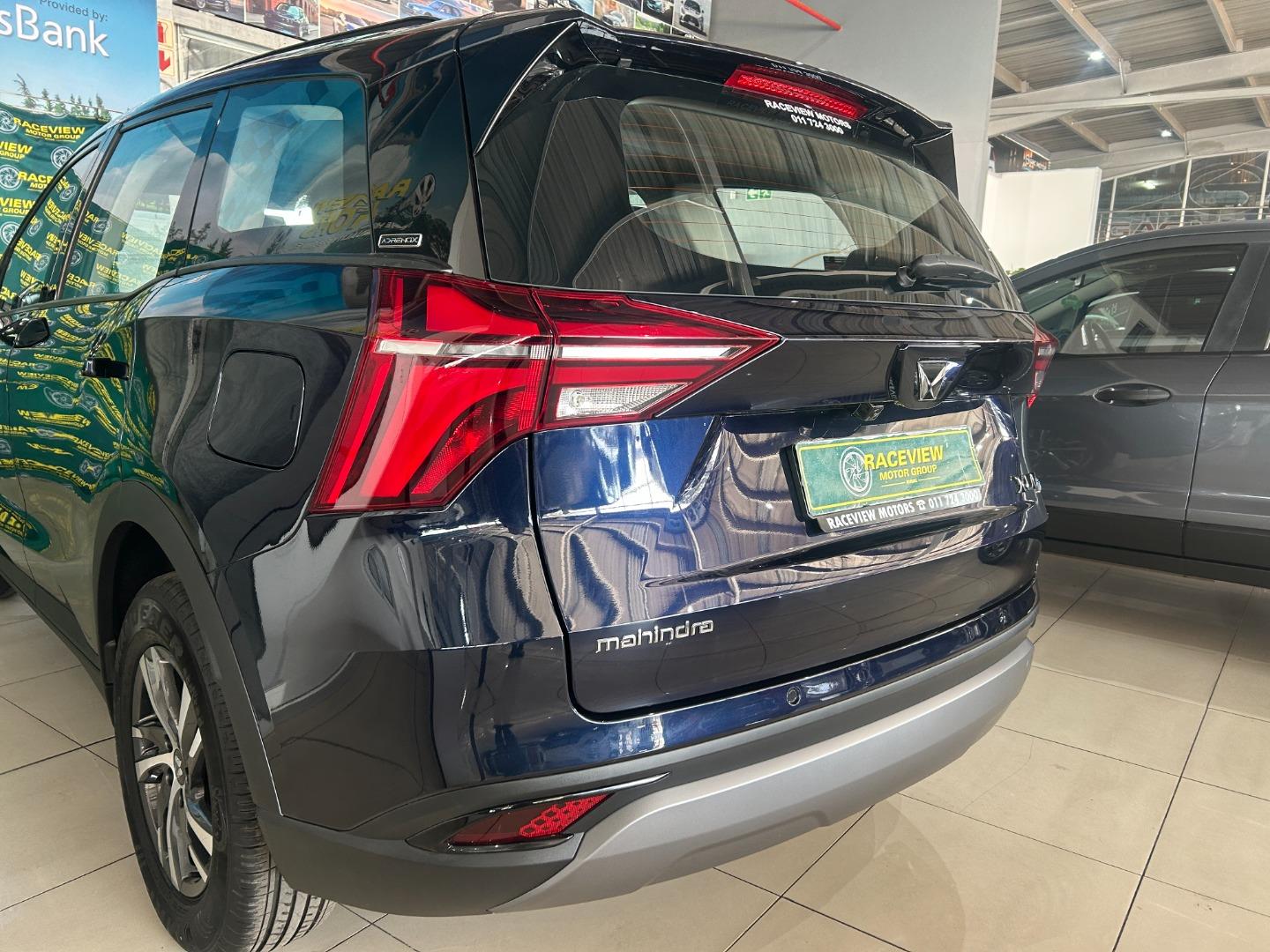 2025 Mahindra XUV700 2.0T AX5