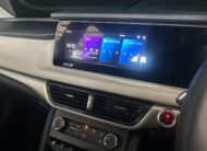 2025 Mahindra XUV700 2.0T AX5