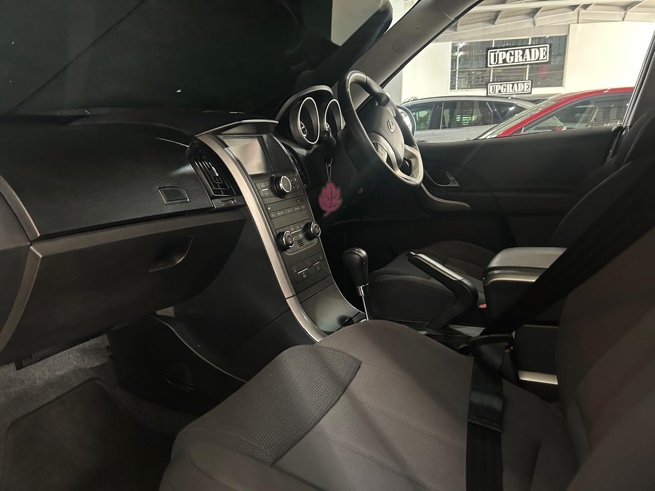 2023 Mahindra XUV500 2.2CRDe W6