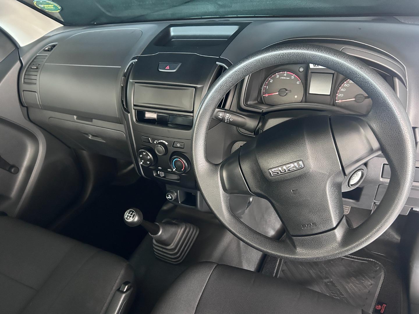 2026 Isuzu D-Max Gen 6 250 Single Cab Fleetside Safety