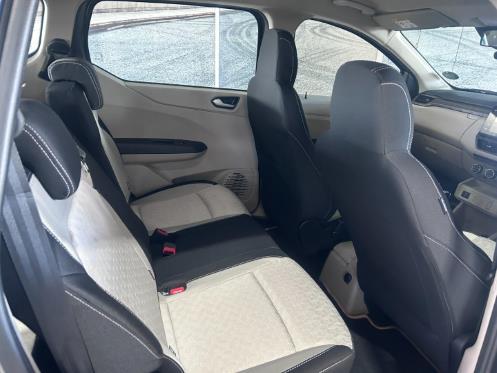 2026 Renault Triber 1.0 Evolution
