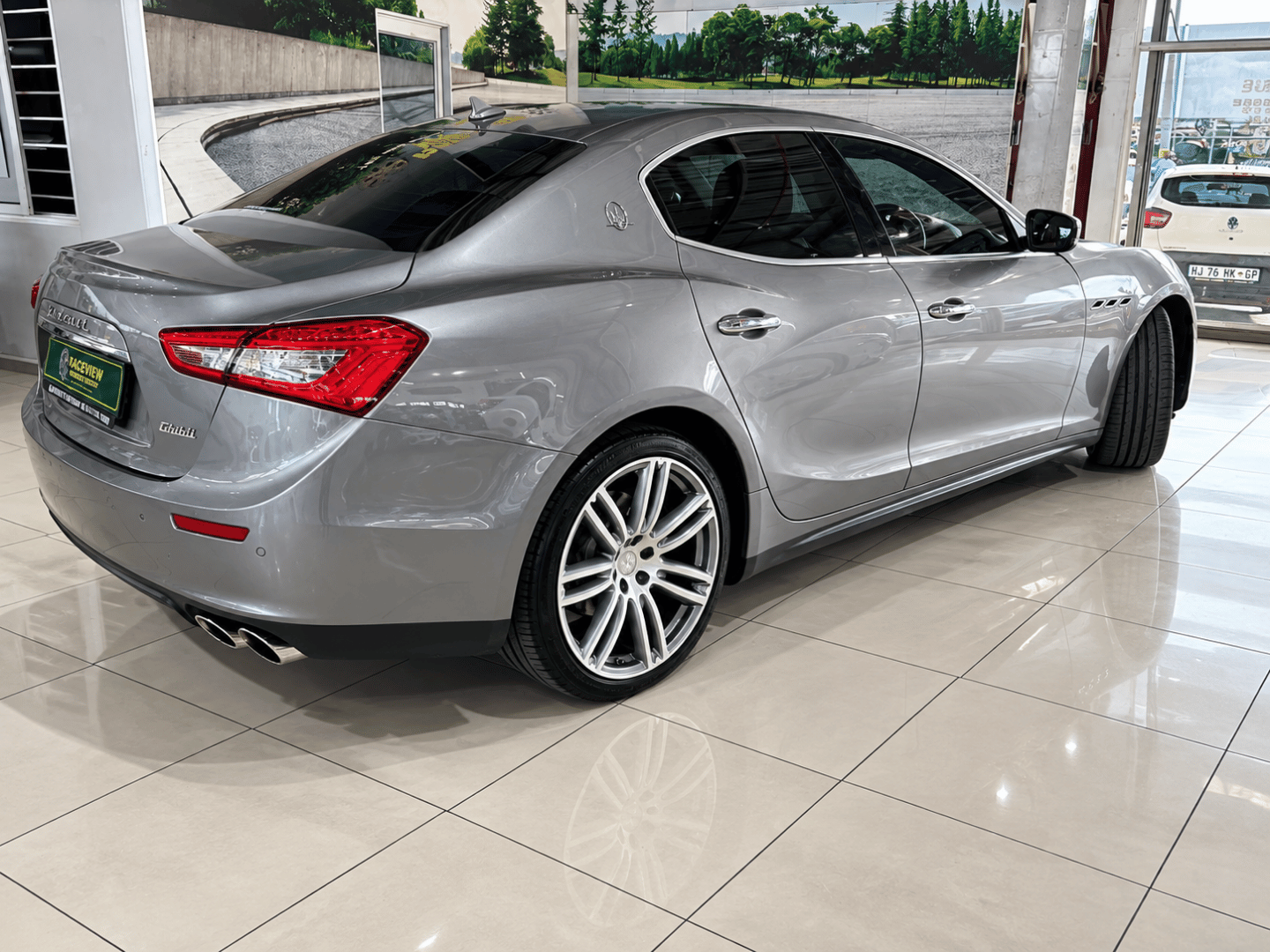 2019 Maserati Ghibli GranLusso