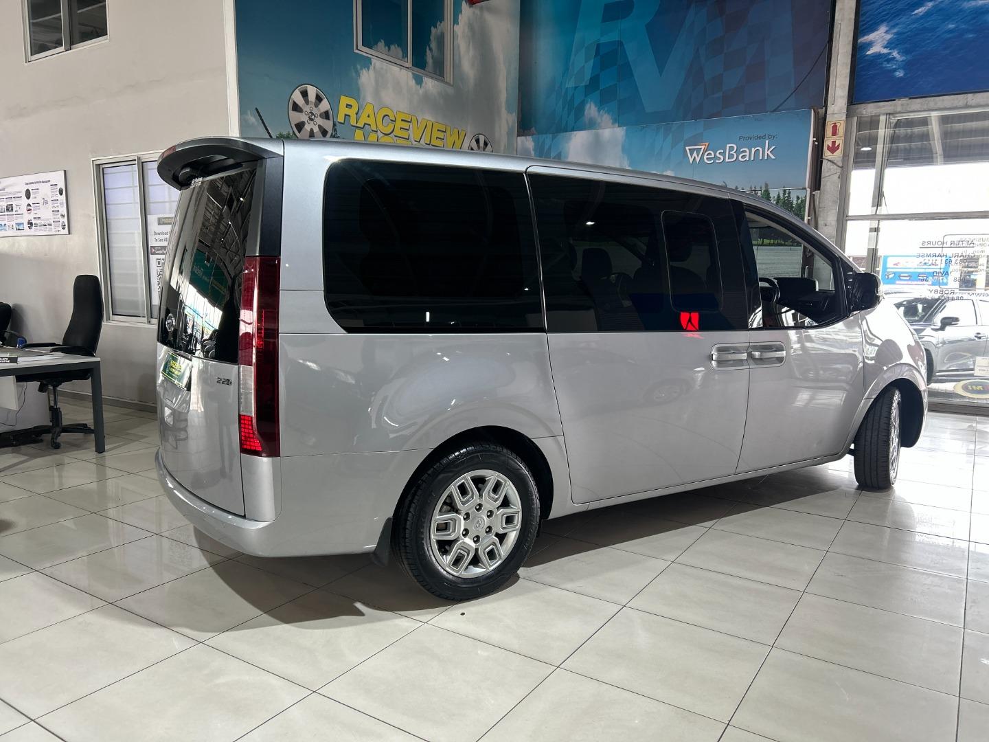 2025 Hyundai Staria 2.2D Executive 9-Seater
