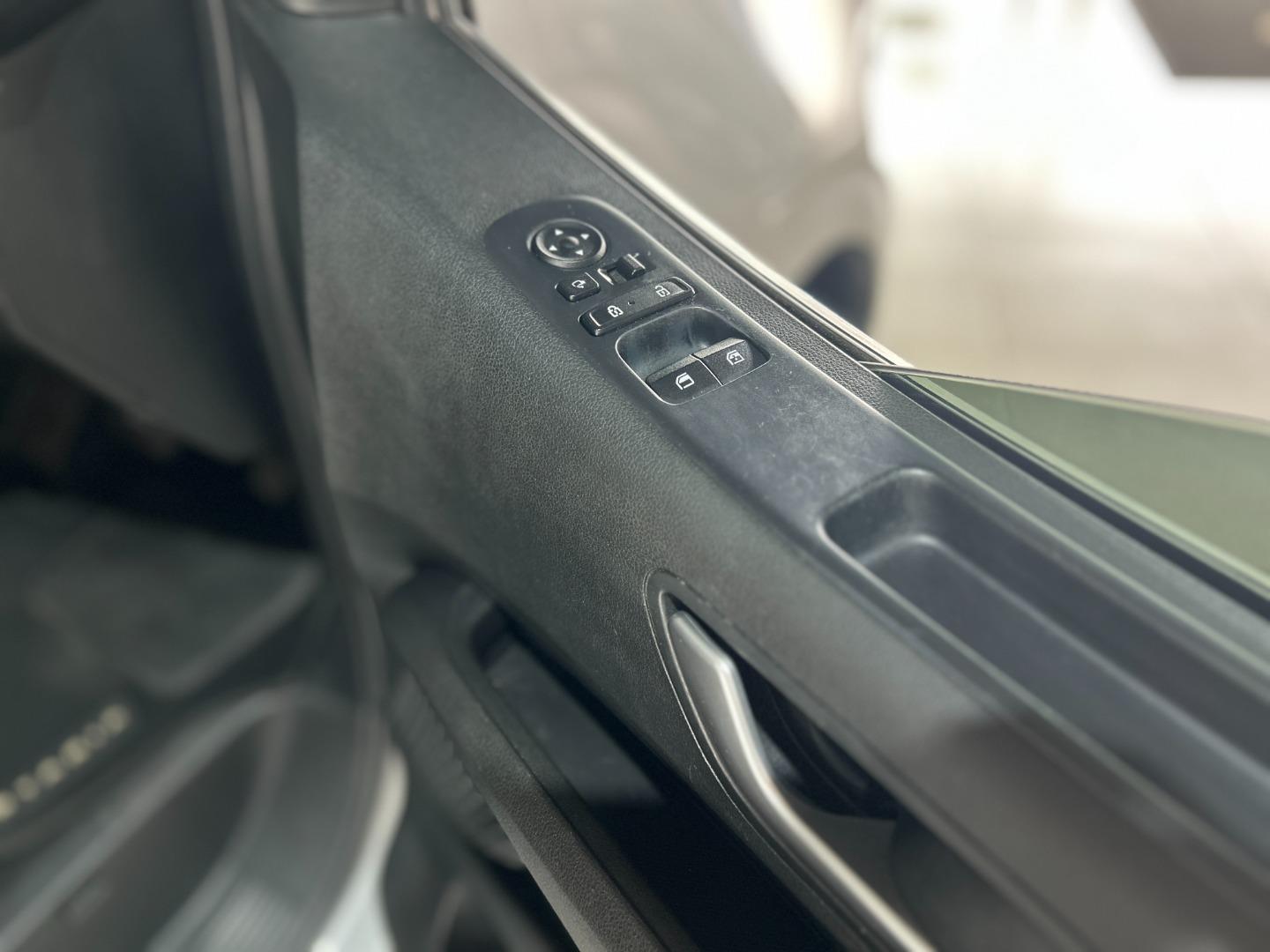 2025 Hyundai Staria 2.2D Executive 9-Seater