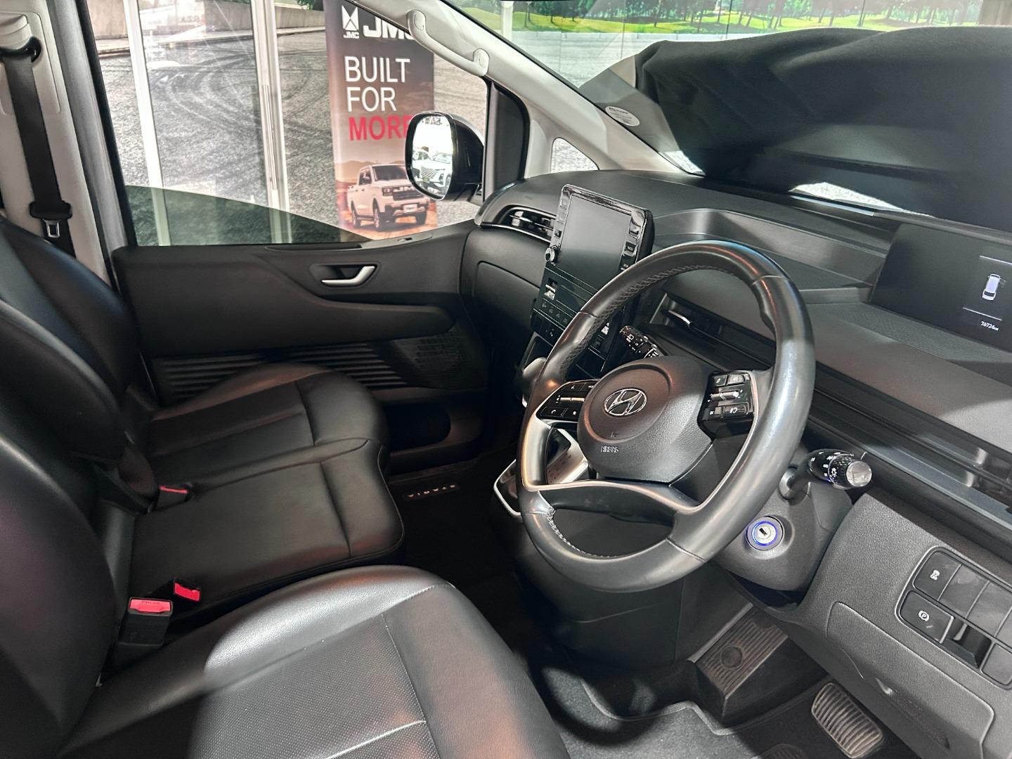 2025 Hyundai Staria 2.2D Executive 9-Seater