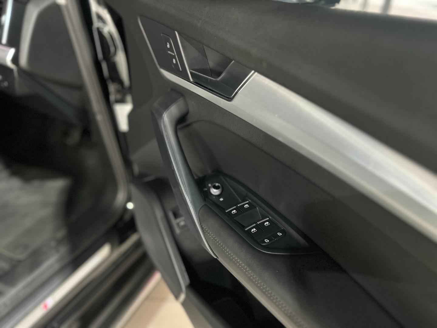 2023 Audi Q5 Sportback 45TFSI Quattro S Line
