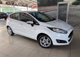 2017 Ford Fiesta 5-Door 1.0T Trend