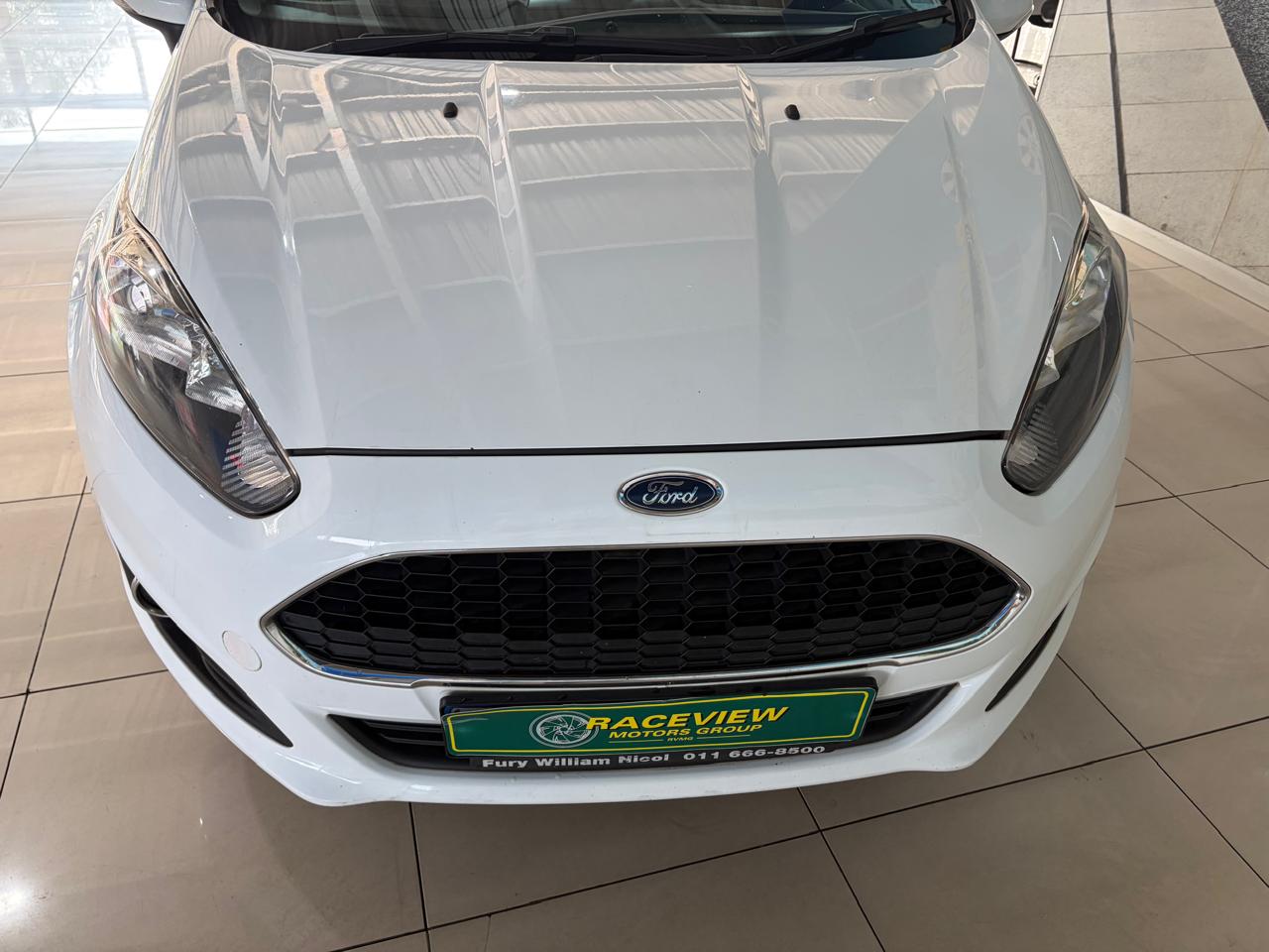 2017 Ford Fiesta 5-Door 1.0T Trend