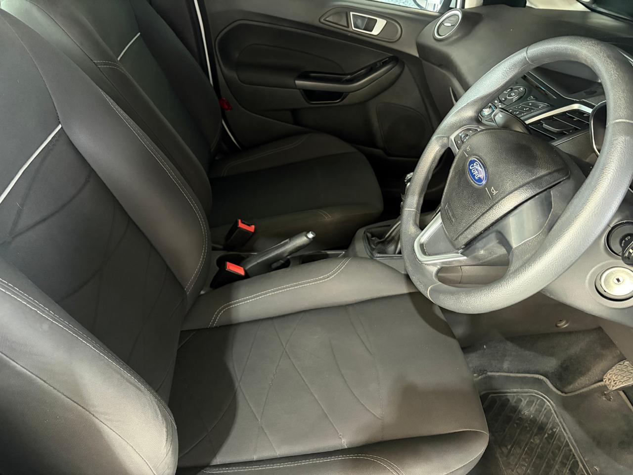 2017 Ford Fiesta 5-Door 1.0T Trend