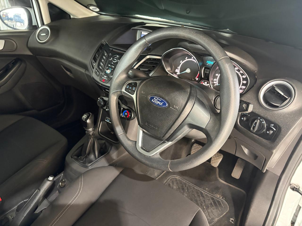 2017 Ford Fiesta 5-Door 1.0T Trend