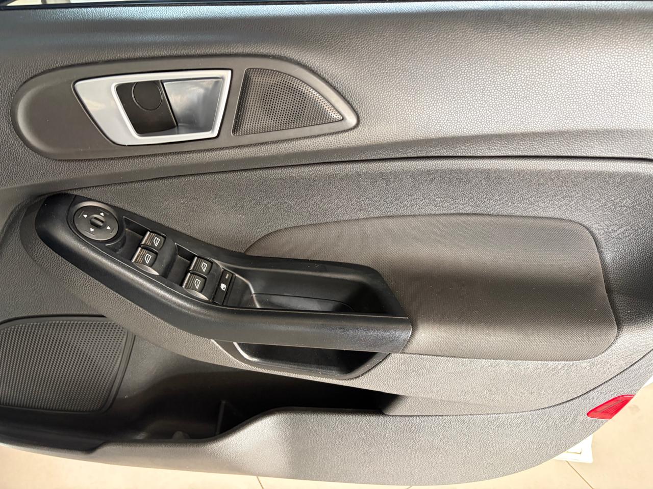 2017 Ford Fiesta 5-Door 1.0T Trend